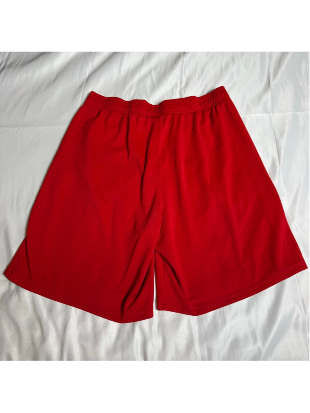 Boy’s Under Armour Red Athletic Shorts with Black Drawstring, Size L - Picture 5 of 5